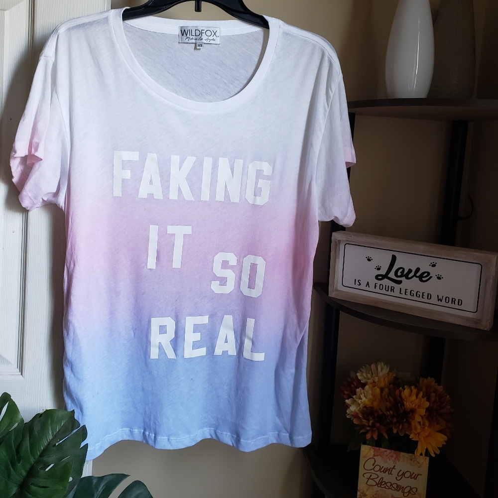 WILDFOX!! 🎉🎉Host Pick🎉🎉 Ombre Super Soft Tee